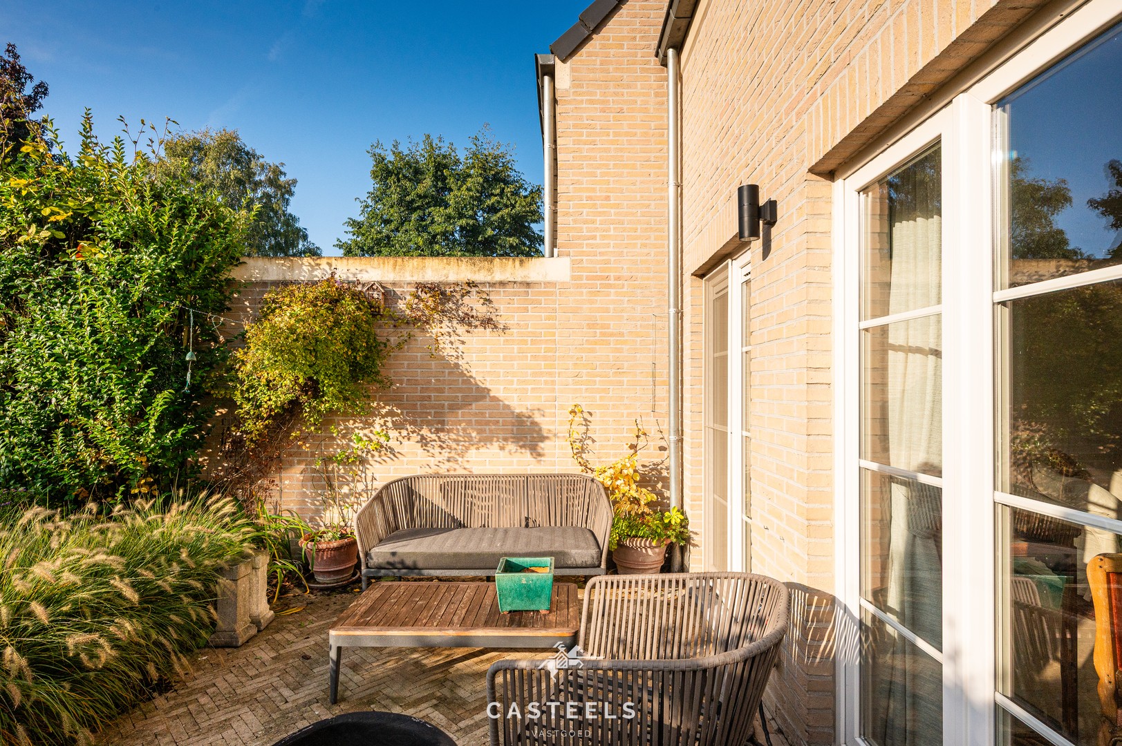 Afbeelding Instapklare gezinswoning in rustig woonerf te Laarne te koop - Casteels Vastgoed