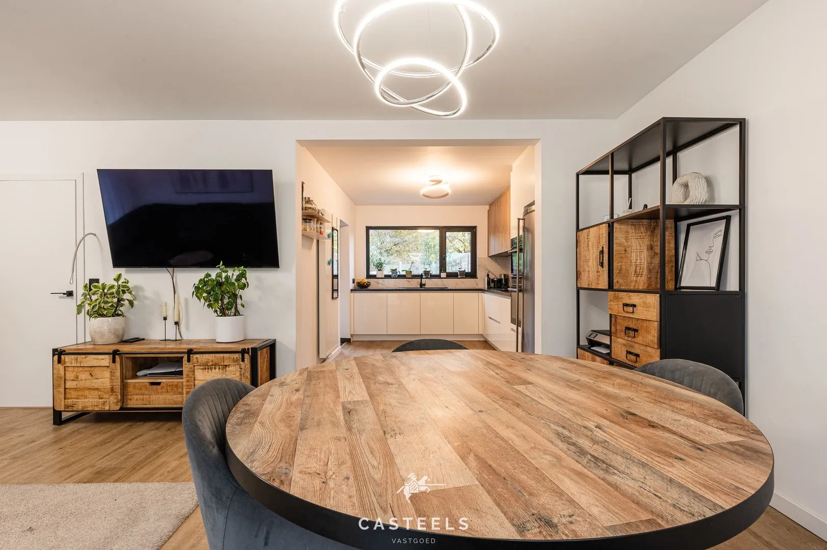 Afbeelding Instapklare halfopen woning te koop in Heusden - Casteels Vastgoed