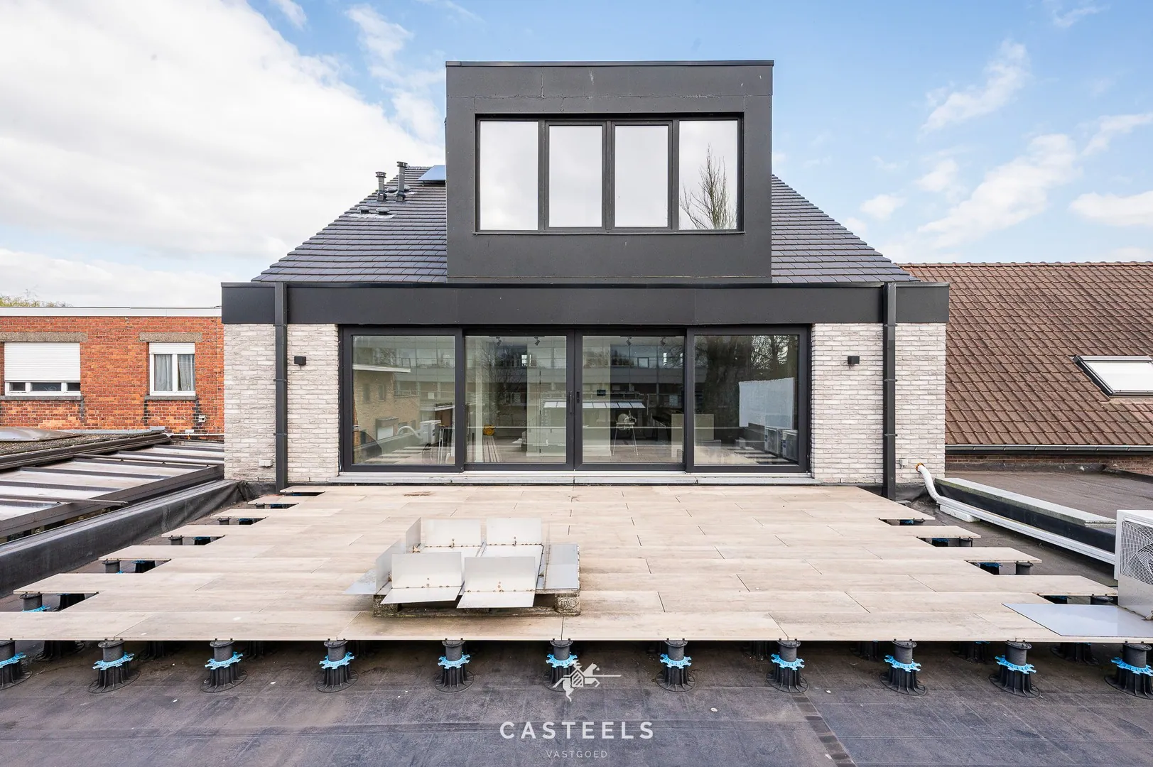 Afbeelding Ruime duplex met zonnig terras te Zelzate te koop - Casteels Vastgoed