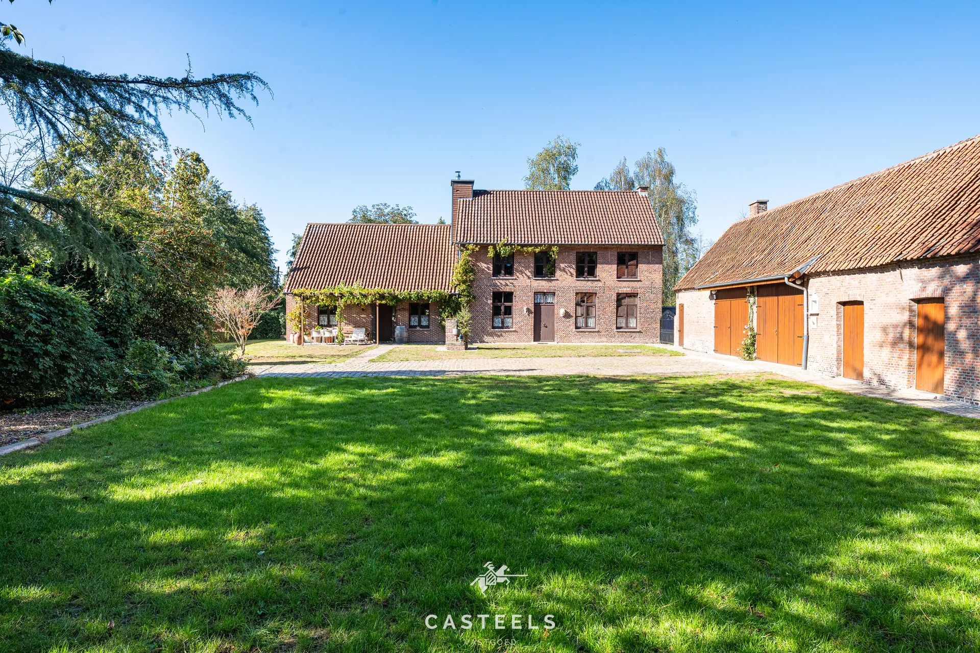 Afbeelding De Spaanse Hoeve, karaktervol wonen op ruim 1,3 hectare in Laarne - Casteels Vastgoed